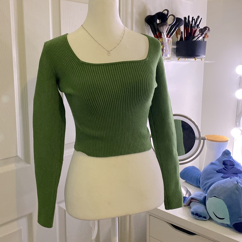 Green Ribbed Square Neck Sweater - Picture 3 of 3